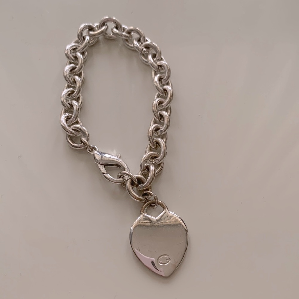 Guess Logo Heart Link Bracelet